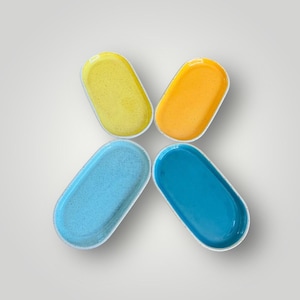 Juego de 4 platos pequeños rectangulares de cerámica con esquinas redondeadas, bandeja con forma de haba, cuenco, taza, cerámica artesanal, vajilla de gres.