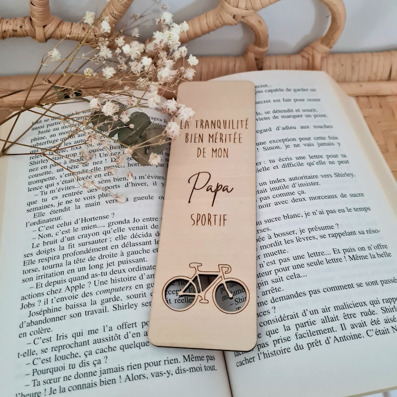 Marcapáginas de madera personalizable imagen 8