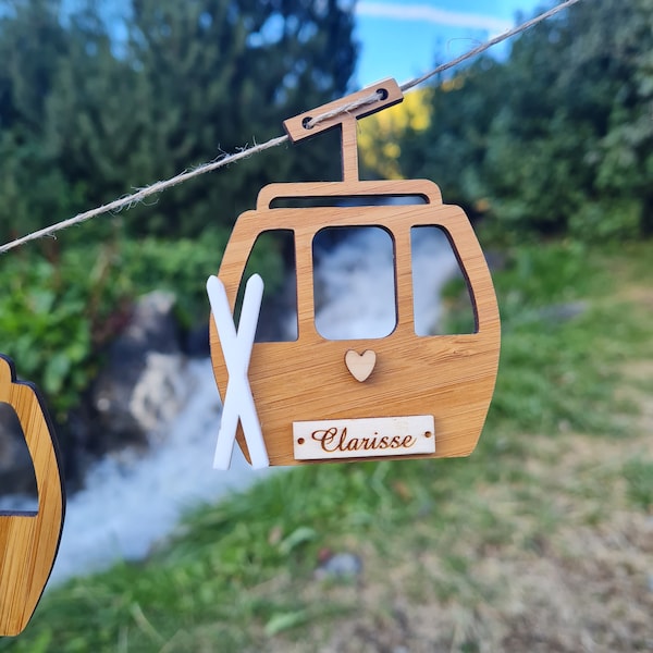 boule de Noël en bois personnalisée télécabine/suspension pour sapin