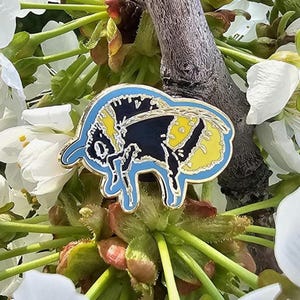 Bumble Bee Small Hard Enamel Pin