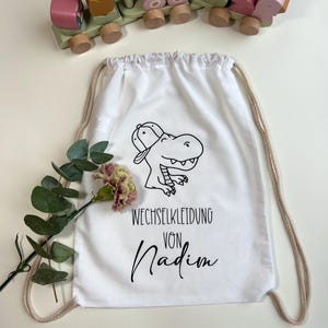 Wäschebeutel Krippe | Wechselkleidung Kita Beutel | Geschenk zum Kitastart | Stoffbeutel Kindergarten | Turnbeutel | Personalisierung| Dino