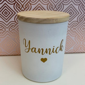 Candle in a glass with wooden lid, personalized with name, gift, modern candle