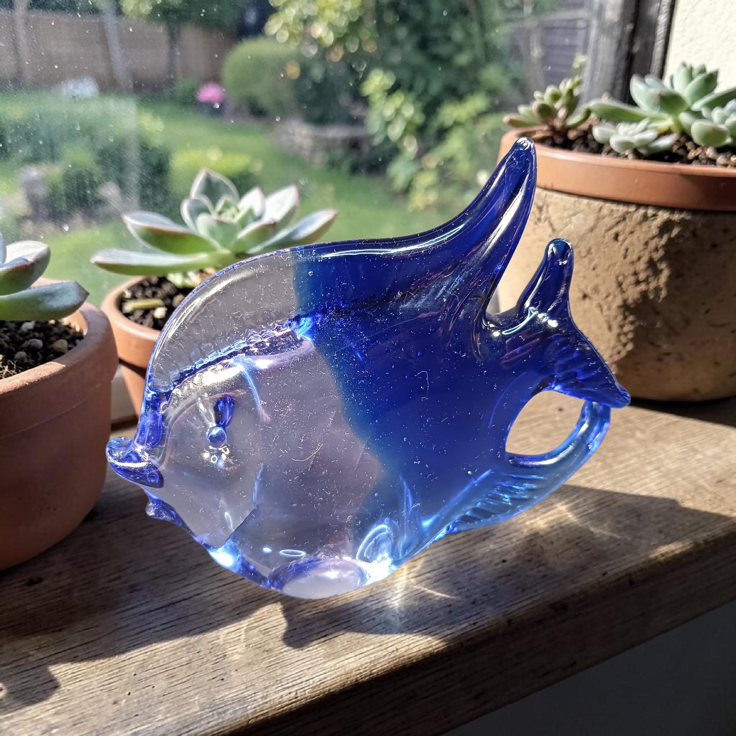 Vintage Art Glass Blue and Clear Angelfish Figurine Paperweight ...