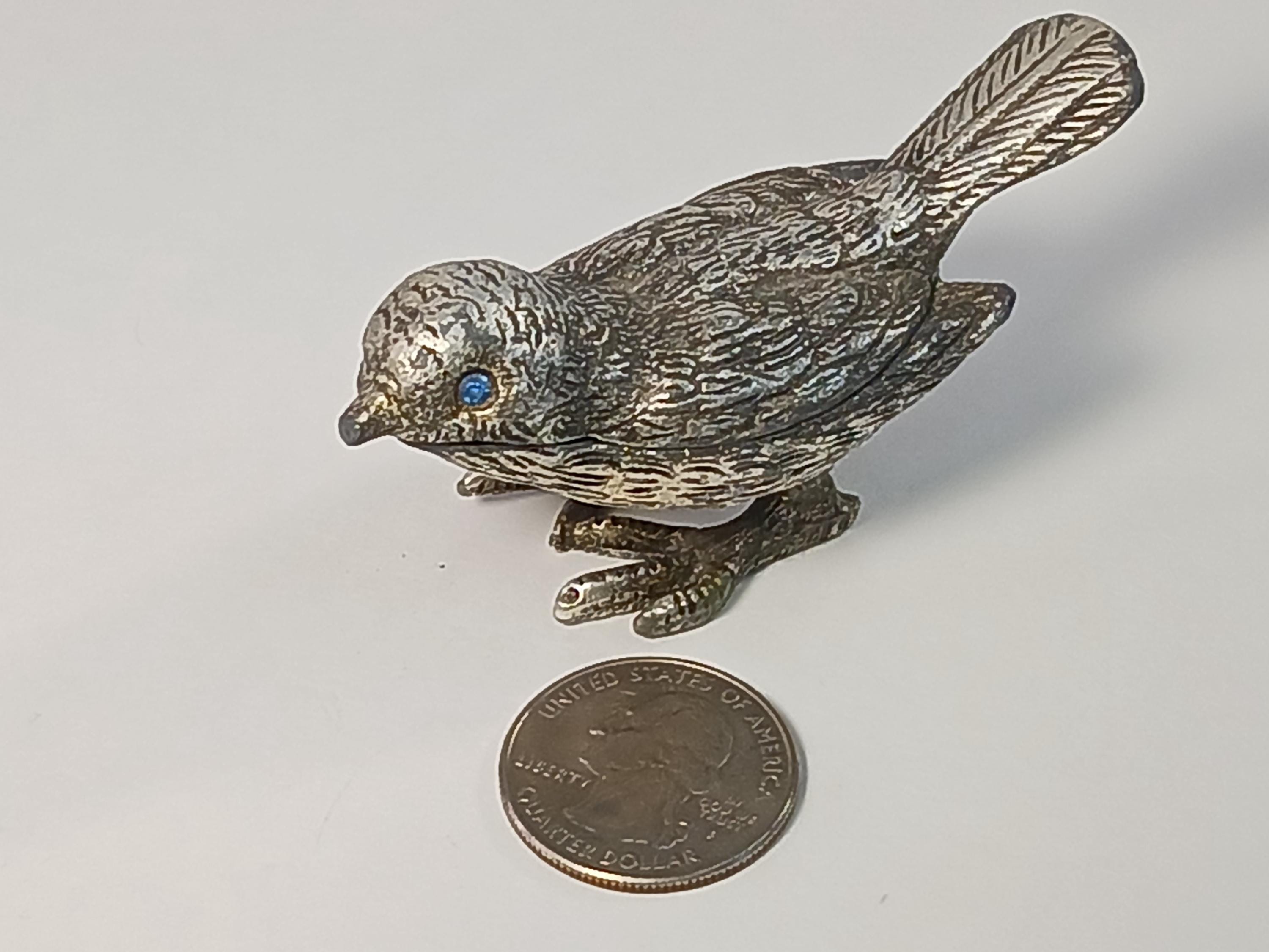 Vintage Mini Florenza Bird-shaped Pill Box – Silver Tone Trinket