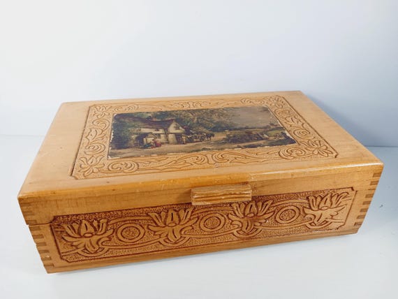 Vintage Carved Cedar Box – Cottagecore Keepsake J… - image 16