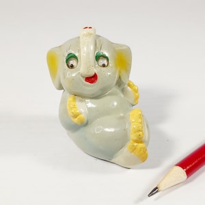 Elephant Pencil Sharpener Figurine – Vintage Collectible Desk Accessory – Functional Novelty Gift for Elephant Lovers or Students