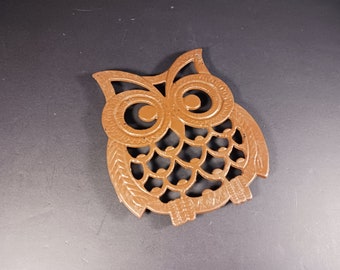 Vintage Cast Iron Owl Trivet - Heavy-Duty Hot Pot Holder- Kitchen Decor