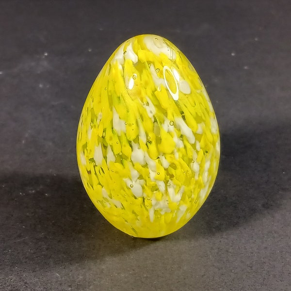 Handcrafted Yellow Marbled Art Glass Egg: Exquisite Decorative Accent