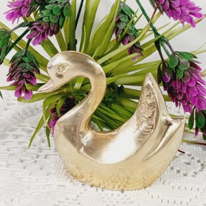 Brass Swan Figurine 3 1/4&quot; Tall Collectible Bird Home Decor- Brass Home Decor- Bird Lovers Gift