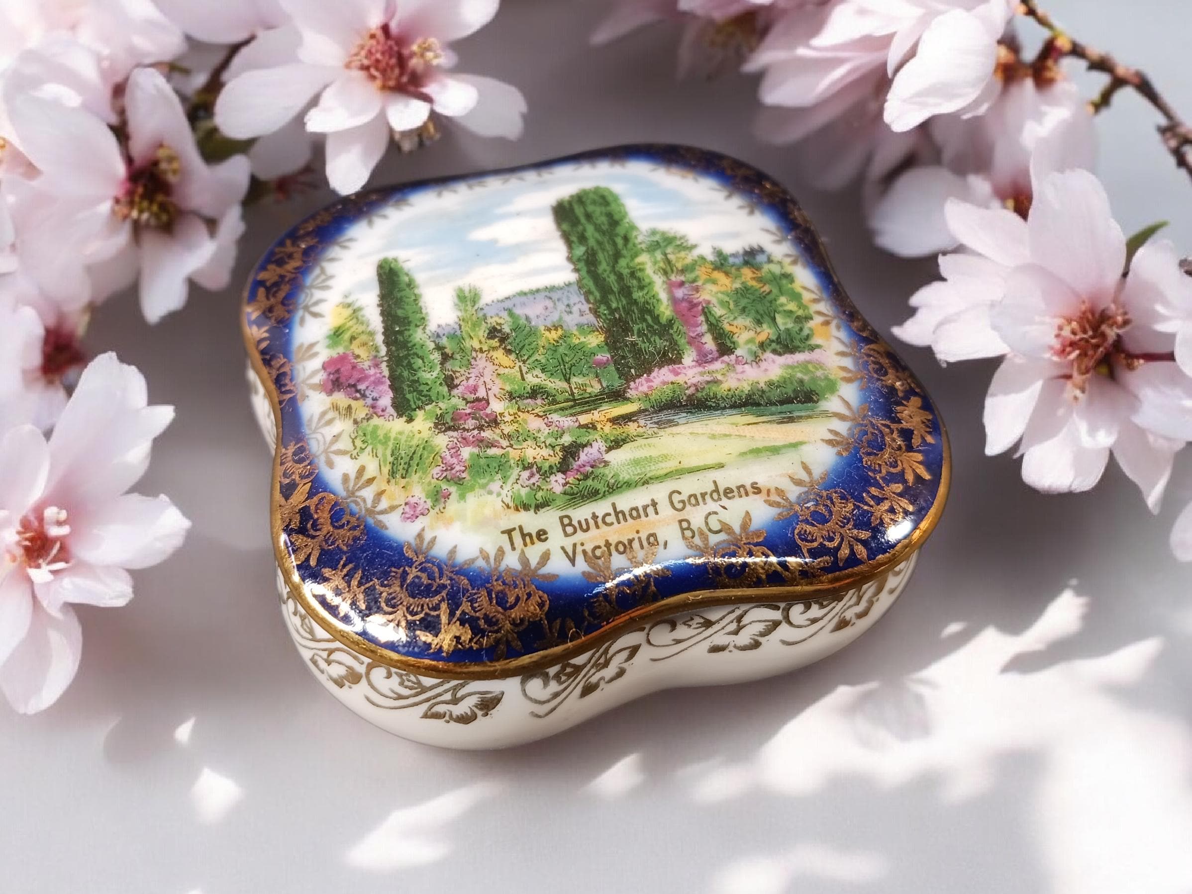 Victoria BC Butchart Gardens Porcelain Trinket Box PM Import West