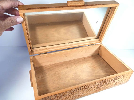 Vintage Carved Cedar Box – Cottagecore Keepsake J… - image 15