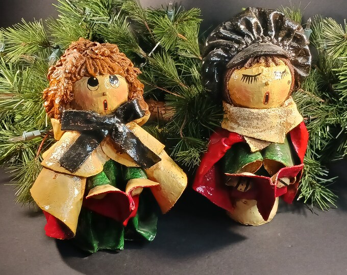 Paper Mache Christmas Carolers 