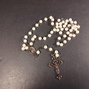 Art Deco Silver Tone Glass Bead Rosary – 21” Long with Round White Beads - Vintage Silver and White Rosary Beads -Vintage Rosary