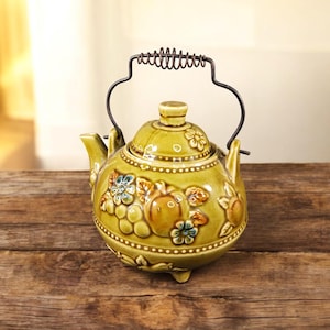 Vintage Japan Majolica Teapot – 1970s Avocado Green Fruit Design