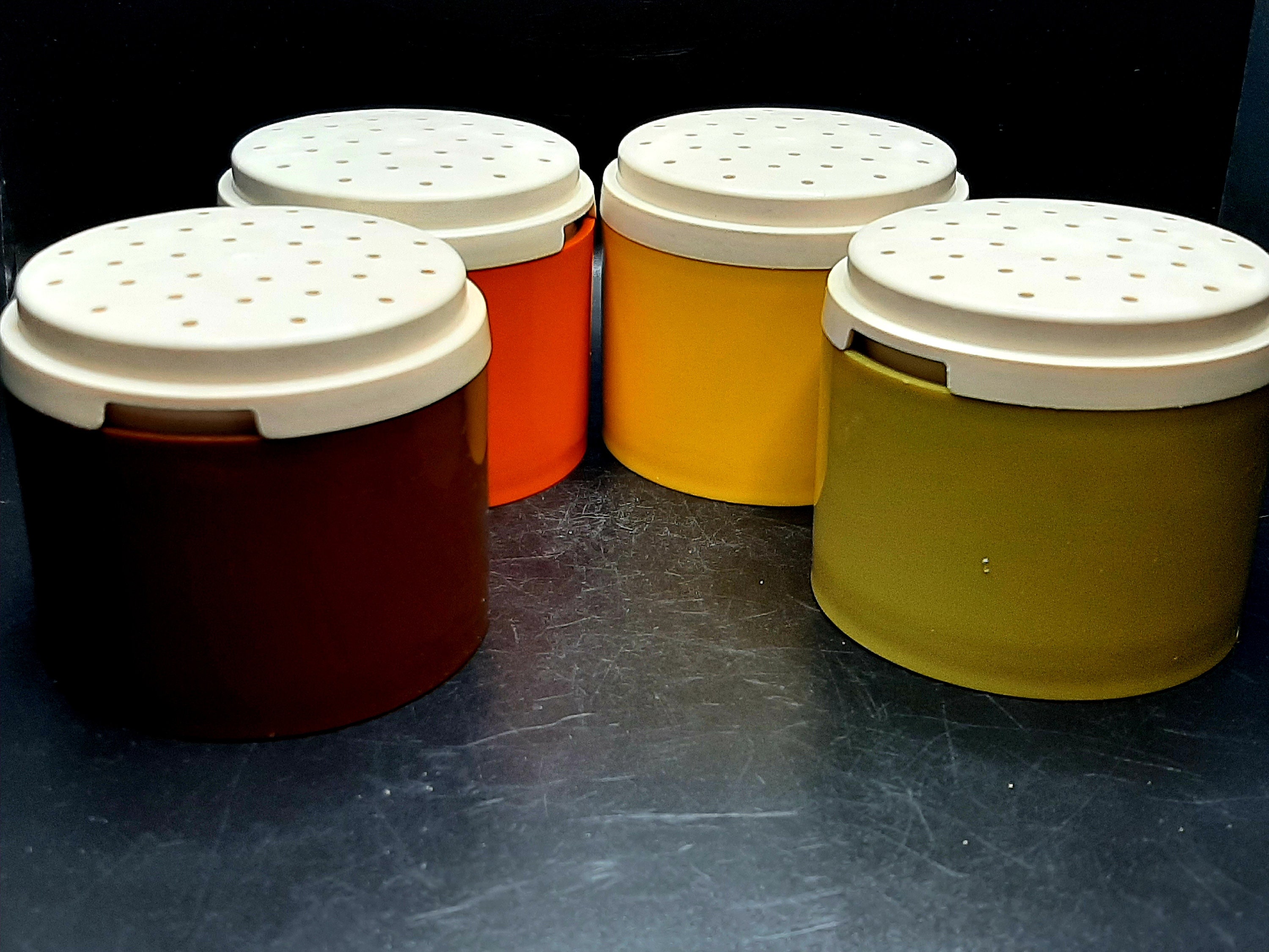 Tupperware Modular Mates Spice Shakers Set in Strawberry Cream
