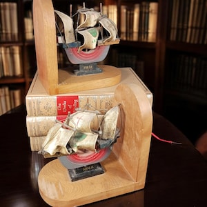 Vintage Nina Pinta Bookends Wooden Ship Model Columbus Nautical Decor Set – Crack Base