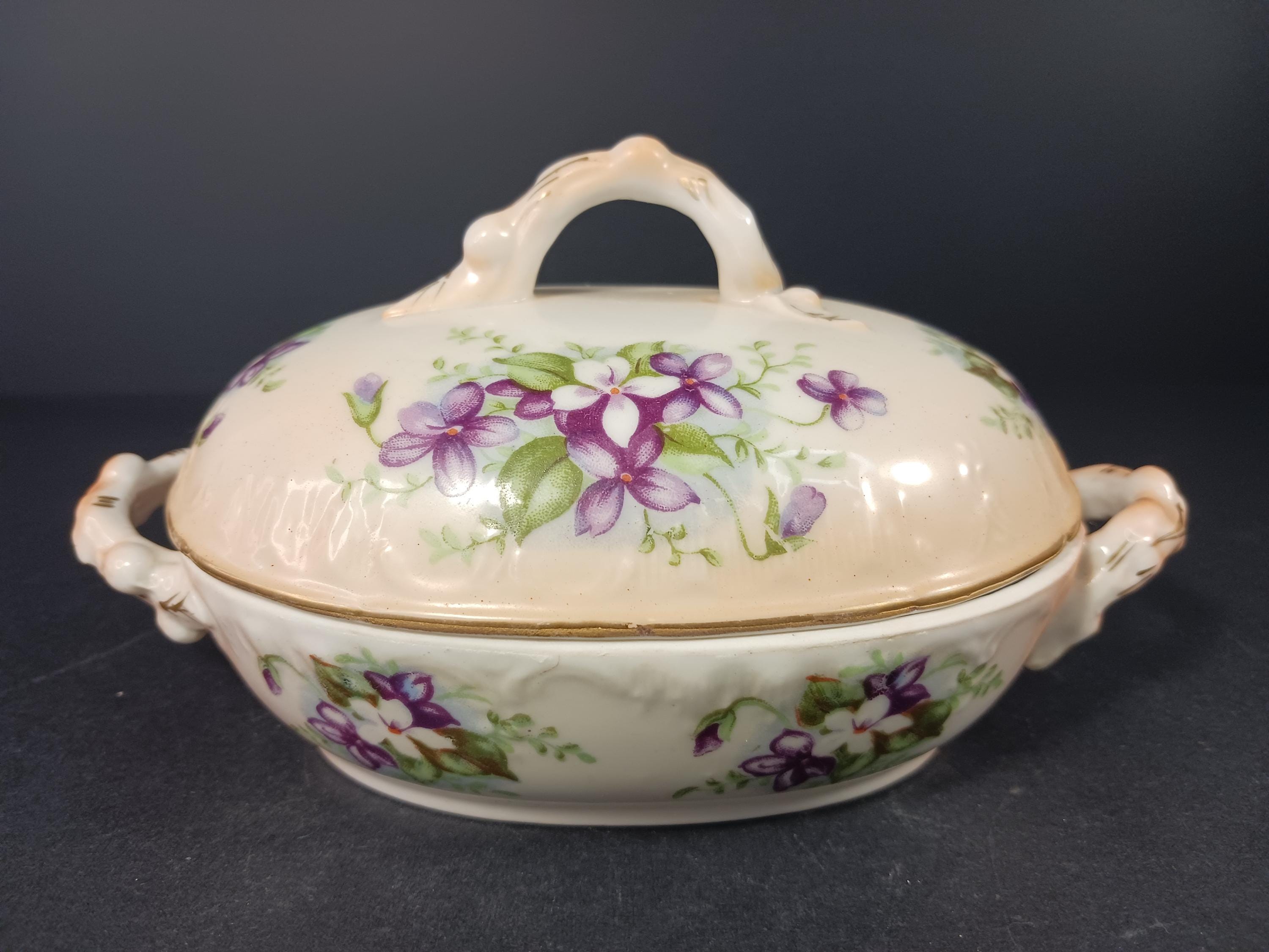 Hal-sey Fifth Japan Covered Dish Hand Painted Violet Floral Candy