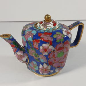 Enamel Cloisonne Decorative Tea Pot - Cloisonne Teapot- Unique Teapot- Tea Lovers Gift- Gift for Her- Chinoiserie Decor- Vintage Asian Decor