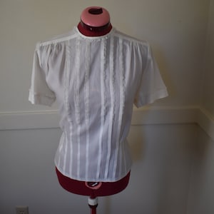 Late 1940s/Early 1950s Work Suit Blouse White 40 L Vintage Top