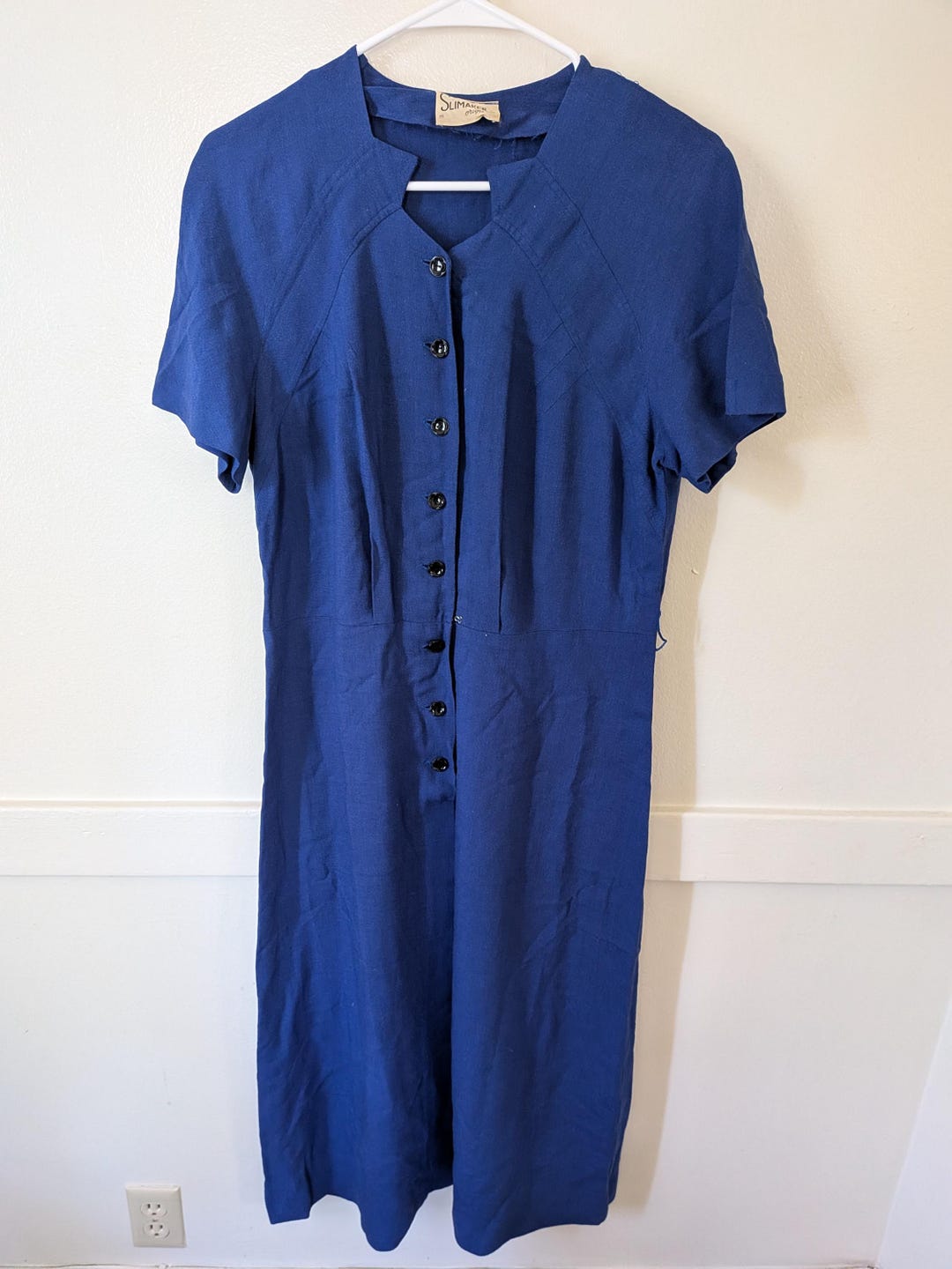 1940s Long Day Dress with Scallop Details