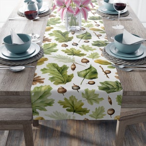 Woodland Mushroom Fall Table Runner: Cottagecore Seasonal Decor for Kitchen, Thanksgiving, Autumn