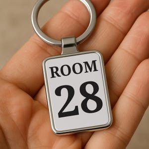 Chaveiro de motel personalizado, chaveiro de metal personalizado em massa para portão de quarto de hotel, garagem, etiquetas de chave do Airbnb, presente de inauguração