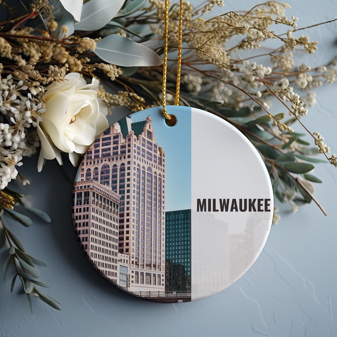 Milwaukee Christmas Ornament, Christmas Gift, Milwaukee Gift, Milwaukee