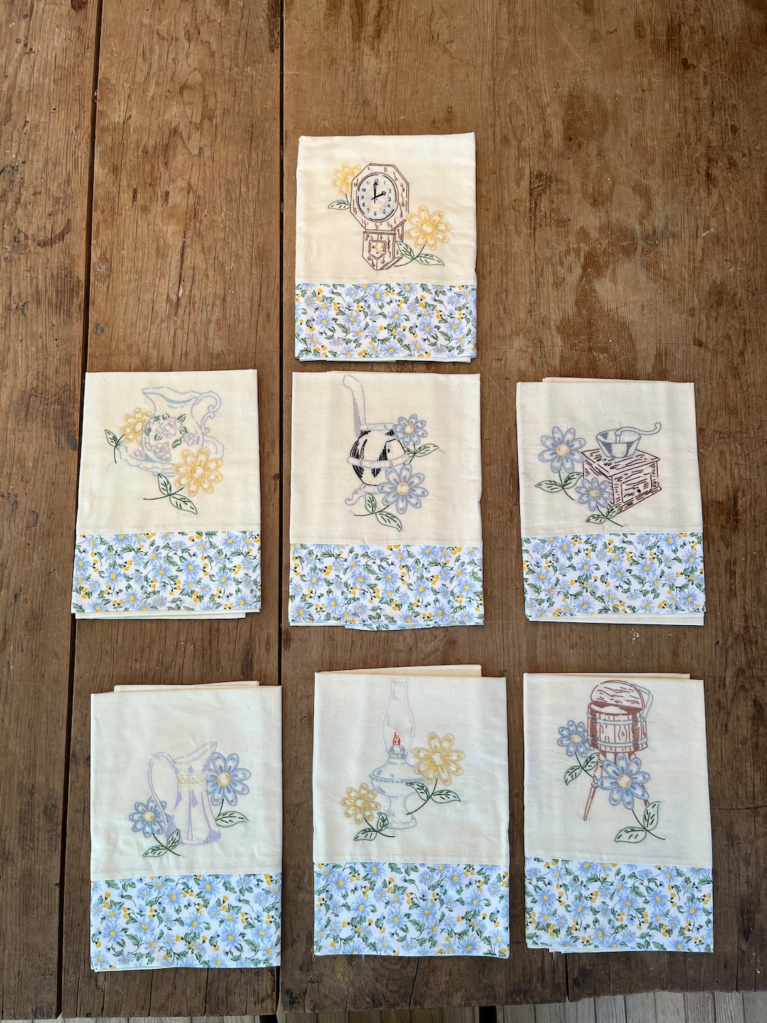 Vintage Set of 7 Embroidered Kitchen Towels - Etsy