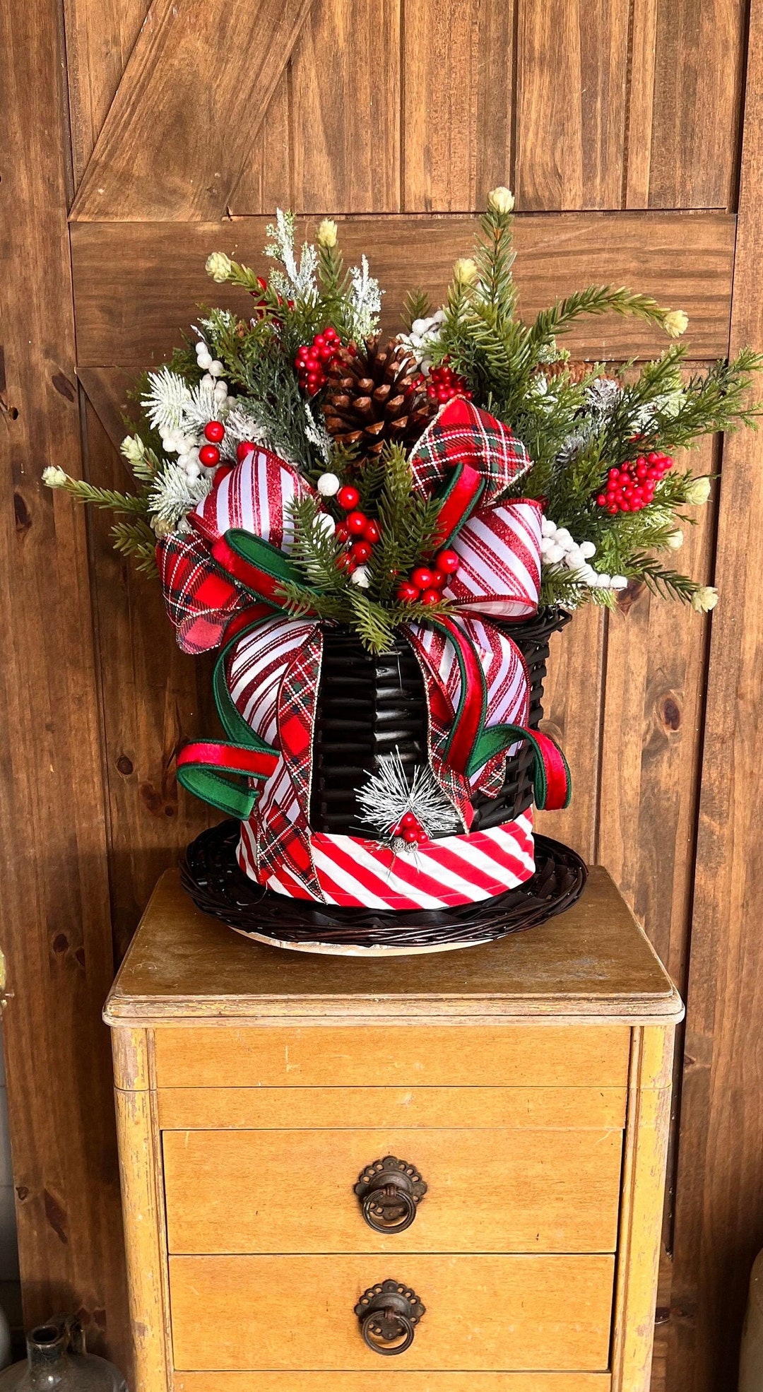 Snowman Top Hat Floral Arrangement Winter Floral Art Winter Etsy