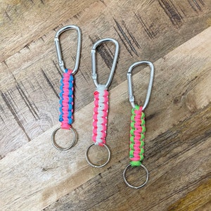 Paracord Schlüsselanhänger - 18 cm - Paracord Schlüsselanhänger - Schlüsselband mit Karabiner - Einfarbig/Zweifarbig - auf Bestellung - Geschenk für Ihn