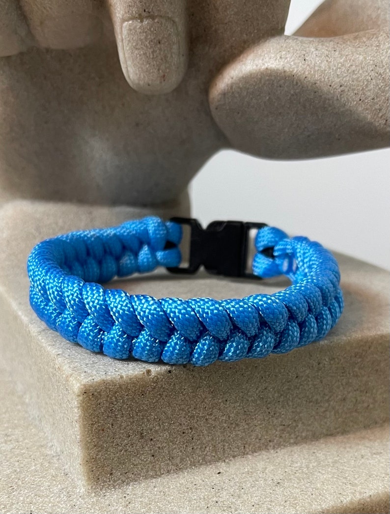 Fishtail Style Paracord Bracelet Ocean Blue Color Made to Order Plastic