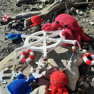 Marine themed baby mobile. Aquatic mobile, rudder, crab, octopus, crochet whale. Birth gift, baby shower, boat anchor