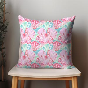 Preppy Coastal Throw Pillow, Preppy Throw Pillow, Pink Throw Pillow, Summer Throw Pillow, Seashell Bedroom Decor, Teen Bedding, Beachy Decor