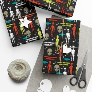 Alien Wrapping Paper, Custom Wrapping Paper, Sci Fi Wrapping Paper, Paranormal Wrapping Paper, Funny Wrapping Paper, Sci Fi Party