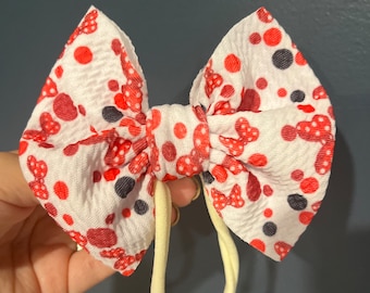 Minnie Mouse hair bow, bows for babies, toddler bows, children's hair bow