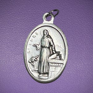 Saint Luke Medal, St Luke Medal, Patron of Artists, Patron of Physicians, Patron of Surgeons, Pray for Us, Catholic Gift, Faith Gift
