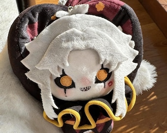 El increíble peluche Pierrot del Circo Digital de 10 cm, lindo artículo coleccionable de circo.
