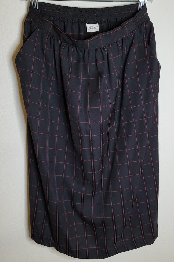 Pencil skirt by Pykettes.  Size M