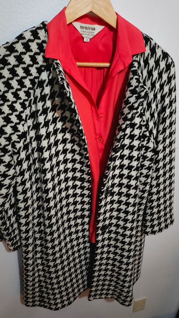 Woven houndstooth retro coat by Liz Claiborne size