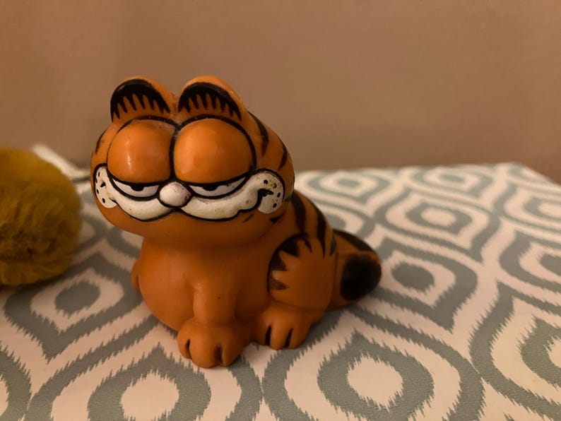 1978 Mini Garfield Figurine/1981 Plush Garfield - Etsy