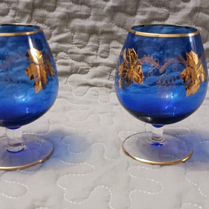 Hand Blown Cognac Glasses – Set of 4 Snifter Glasses with Cobalt Blue Rims