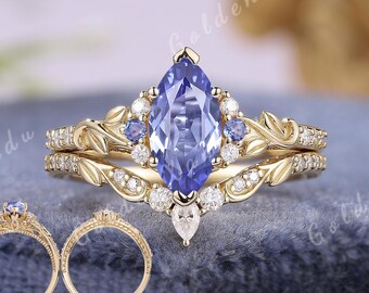 ヴィンテージ コーンフラワー サファイア リーフ フローラル