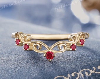Alliance incurvée en rubis victorien, bague de mariage en rubis art déco en or massif, anneaux empilables, bague de promesse personnalisée, bagues en pierres précieuses rouges pour femme