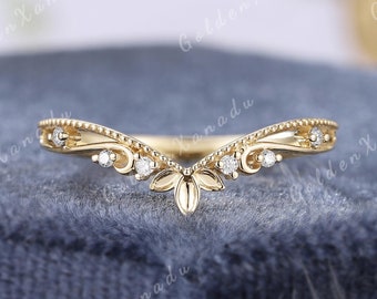 Nature Inspired Leaf Curved Wedding Band, Solid Gold Moissanite Ring