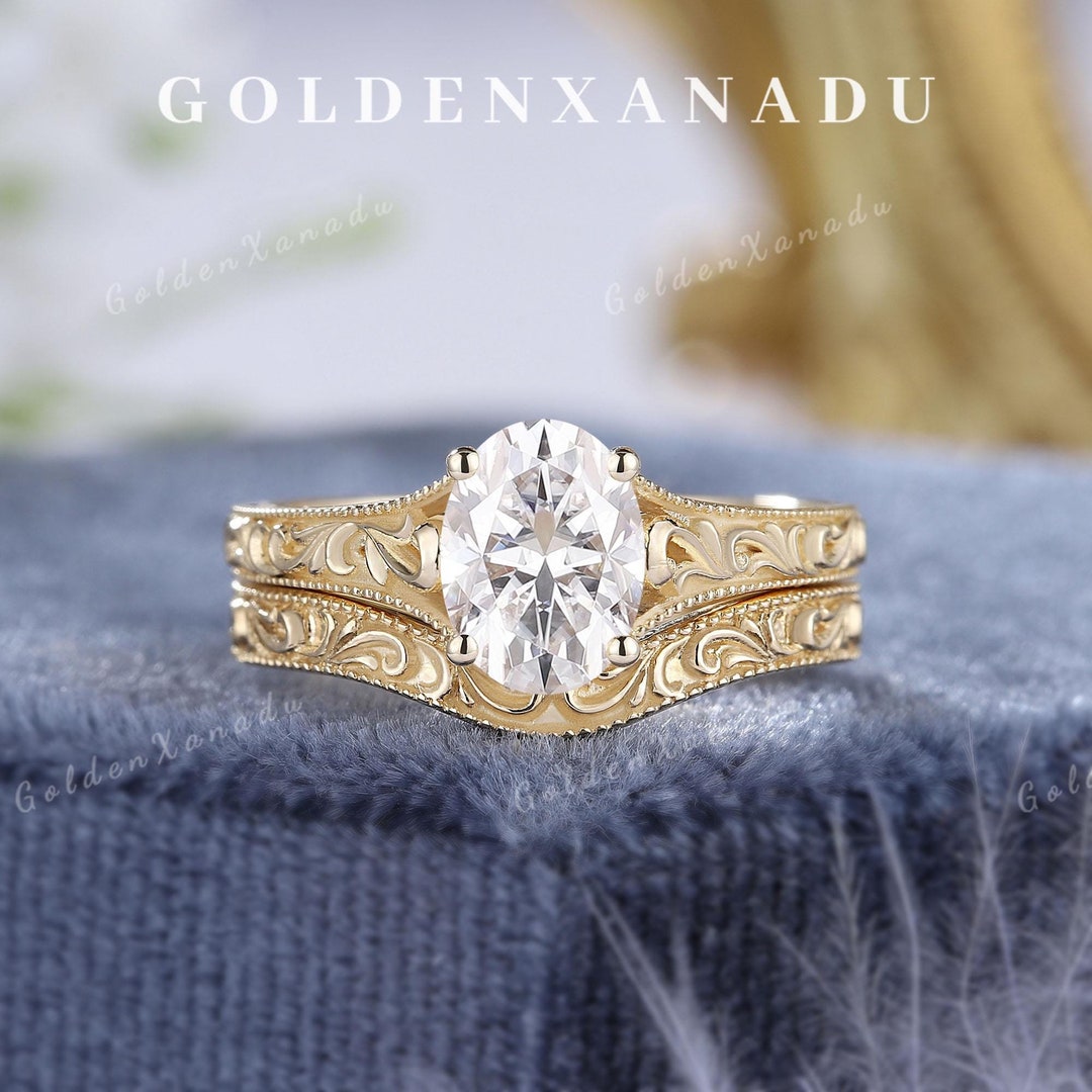 Vintage Moissanite Engagement Ring Set Solid Gold Engraved Oval ...