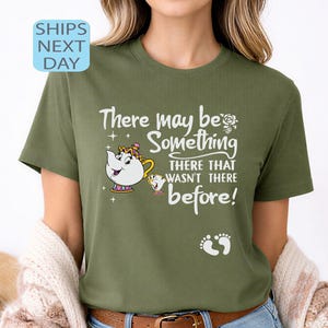 Camiseta "Podría haber algo que no existía antes", linda camiseta de anuncio de embarazo, camiseta de maternidad de La Bella y la Bestia