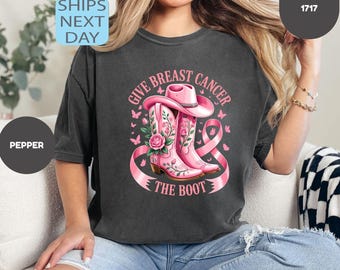 Camiseta Comfort Colors® para la concientización sobre el cáncer de mama, camiseta con botas vaqueras, camiseta con lazo rosa, ropa vaquera