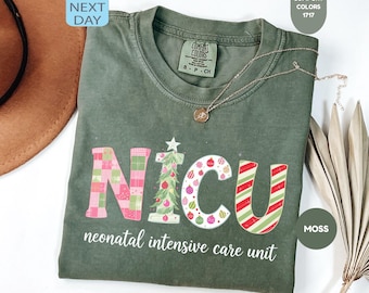 Camiseta navideña de enfermera de la UCIN con colores cómodos: Camiseta navideña de cuidados intensivos neonatales
