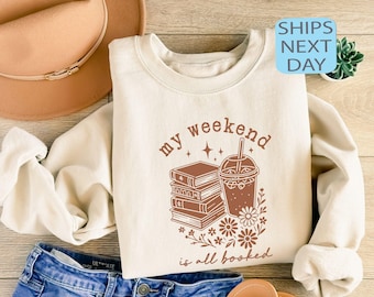 Sudadera "Mi fin de semana está completamente reservado", regalo para amantes de los libros, café helado y libros, sudadera de lectura, regalo para ratones de biblioteca, sudadera con capucha para amantes de los libros, regalo de otoño