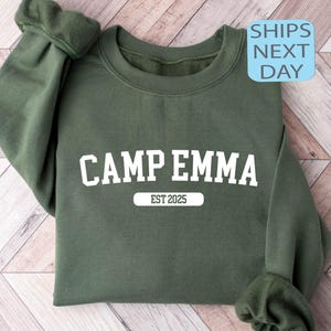 Benutzerdefiniertes Lager Bachelorette Sweatshirt, Minimaler Camp Hoodie, Junggesellinnenparty Sweatshirt, Berg Bachelorette, Outdoor Bachelorette Geschenk